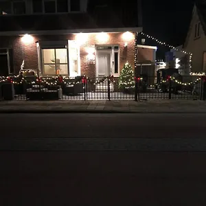 https://gardenhouse-mariposa.ihotelsrotterdam.com